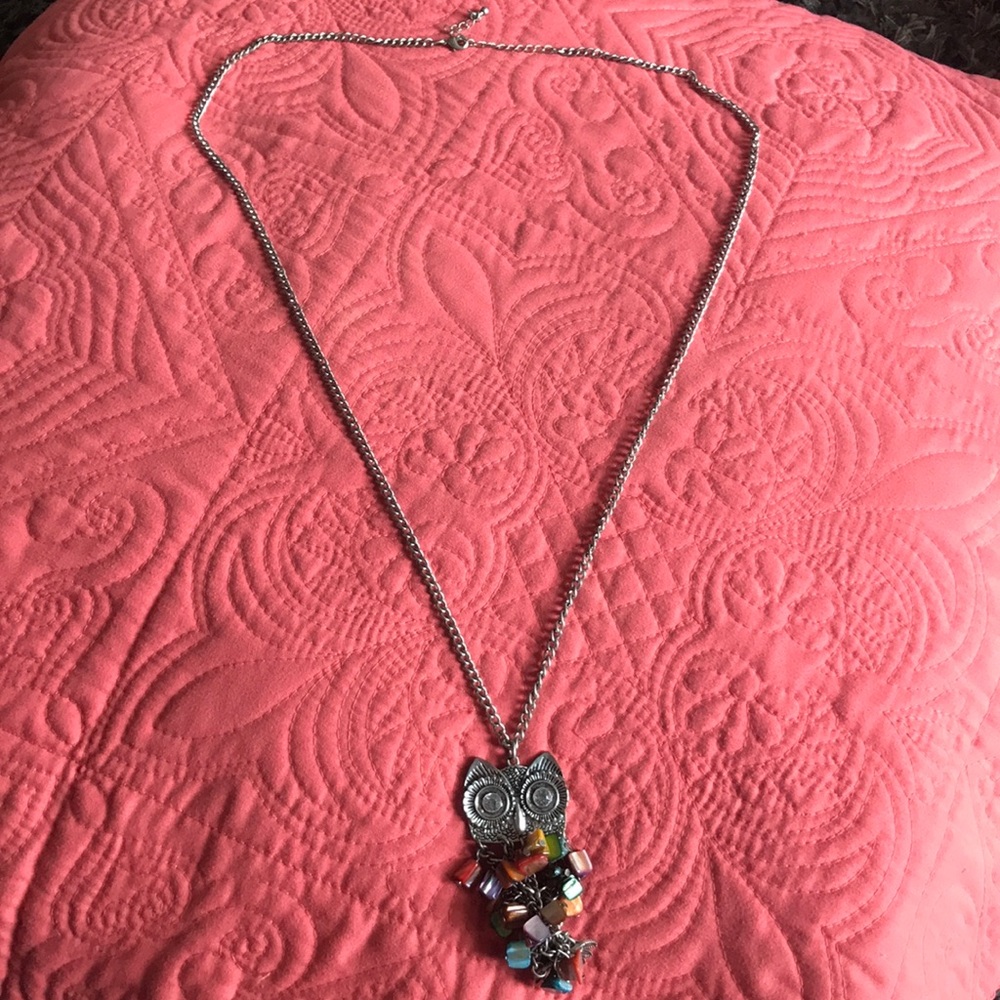 Women’s long owl necklace